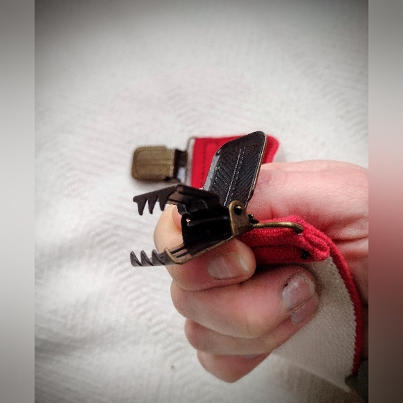 Filson Early 90's/Late 80's Vintage Red Logger Suspenders, Clip-on X-Back - Picture 11 of 12